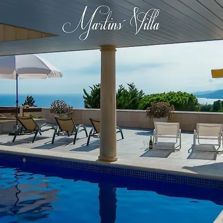 Martin 'S Villa. House On The Beach With Pool-2